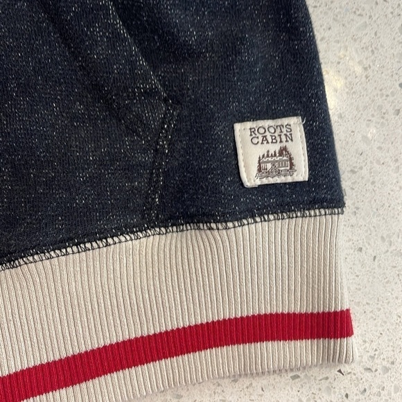 Roots cabin zip hoodie youth XL 11-12 years in black pepper - Picture 7 of 8